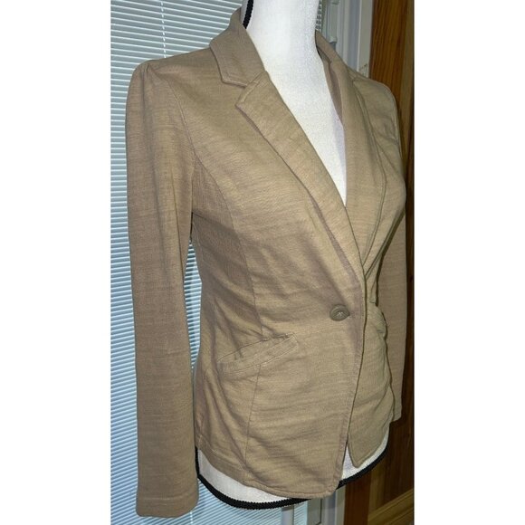 Casion Women's Beige Jacket — Small - Picture 4 of 10